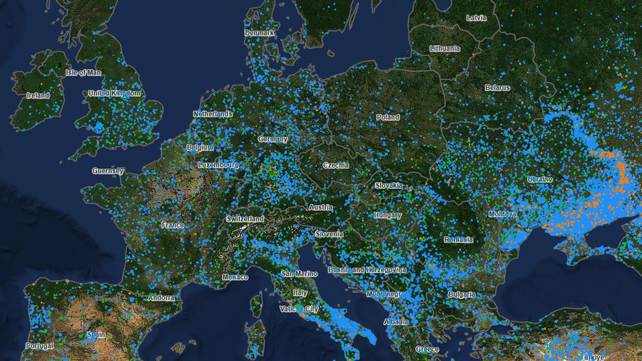 Zu sehen ist eine Satellitenkarte von Europa mit Waldbränden im August 2026
