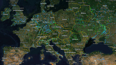 Zu sehen ist eine Satellitenkarte von Europa mit Waldbränden im Mai 2025