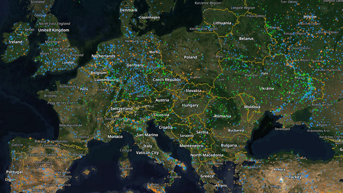 Zu sehen ist eine Satellitenkarte von Europa mit Waldbränden im Mai 2025
